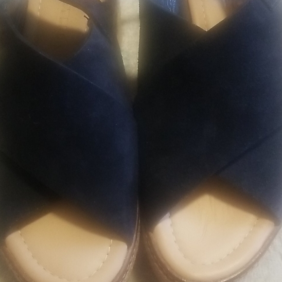 Shoes - Picture 6 of 6